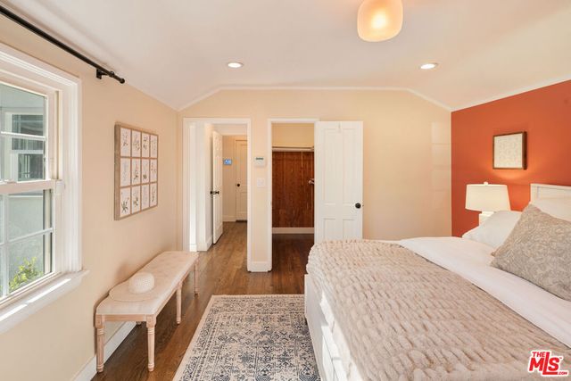 13905 Valley Vista Boulevard, Sherman Oaks, CA 91423