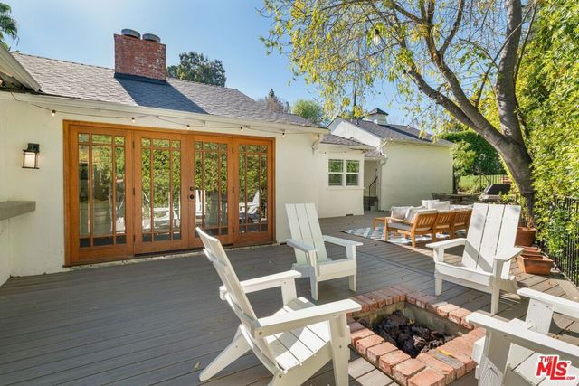 13905 Valley Vista Boulevard, Sherman Oaks, CA 91423