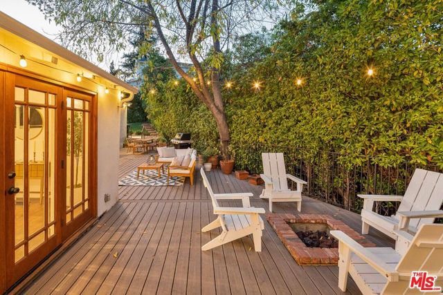 13905 Valley Vista Boulevard, Sherman Oaks, CA 91423