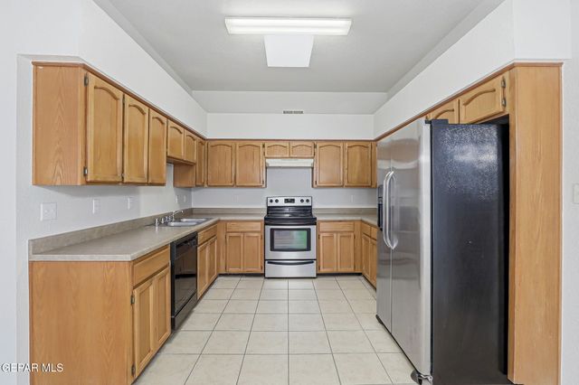 1449 CHATO VILLA Drive, El Paso, TX 79936