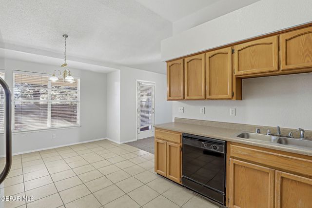 1449 CHATO VILLA Drive, El Paso, TX 79936