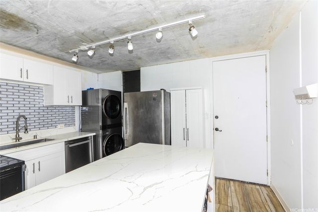 95-2057 Waikalani Place C405, Mililani, HI 96789