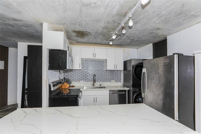 95-2057 Waikalani Place C405, Mililani, HI 96789