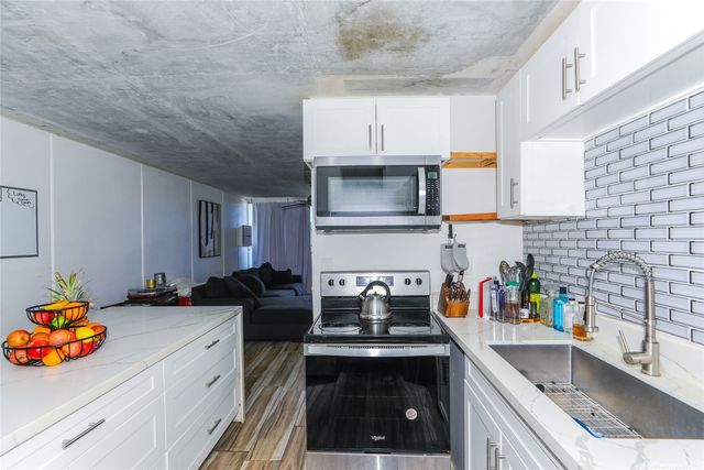 95-2057 Waikalani Place C405, Mililani, HI 96789