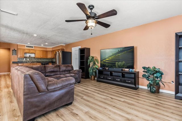 39560 MEADOWOOD LOOP, Zephyrhills, FL 33542