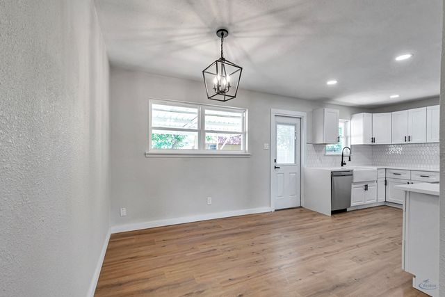 305 S Glenwood Drive, Midland, TX 79703