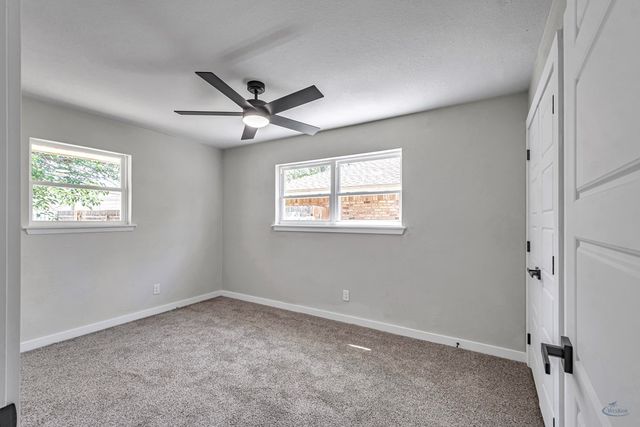 305 S Glenwood Drive, Midland, TX 79703