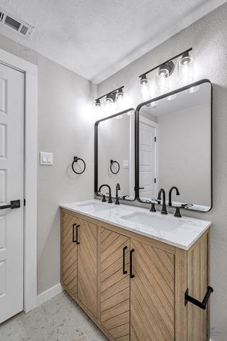 305 S Glenwood Drive, Midland, TX 79703