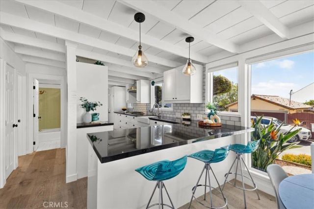 31982 Virginia Way, Laguna Beach, CA 92651