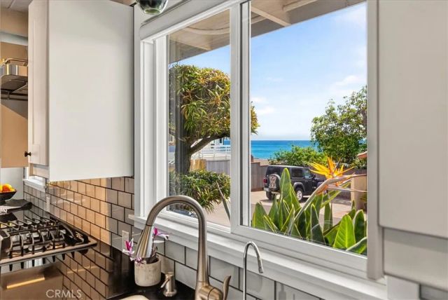 31982 Virginia Way, Laguna Beach, CA 92651