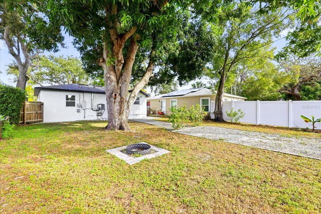 2584 14TH AVENUE S, St Petersburg, FL 33712