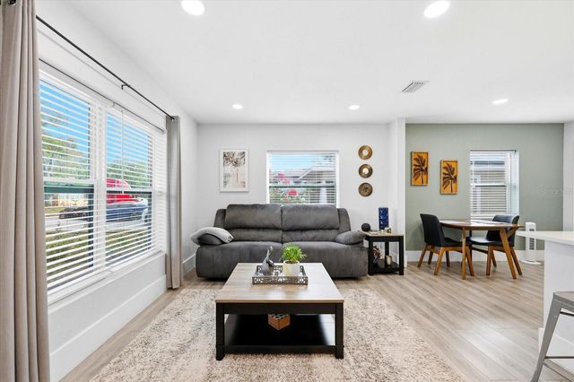 2584 14TH AVENUE S, St Petersburg, FL 33712