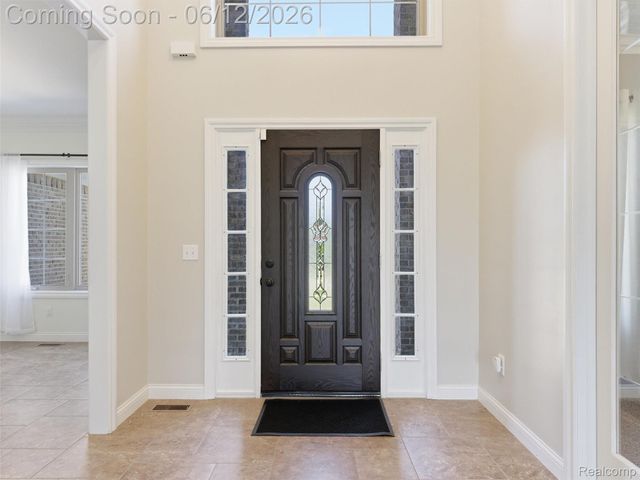 16348 Via Montella, Macomb Township, MI 48042