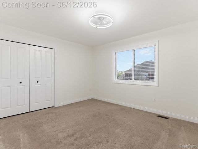 16348 Via Montella, Macomb Township, MI 48042