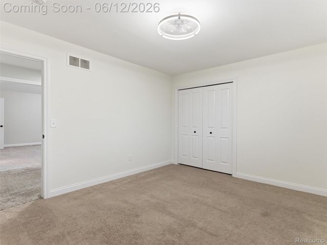 16348 Via Montella, Macomb Township, MI 48042