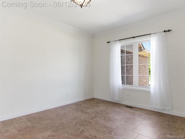 16348 Via Montella, Macomb Township, MI 48042
