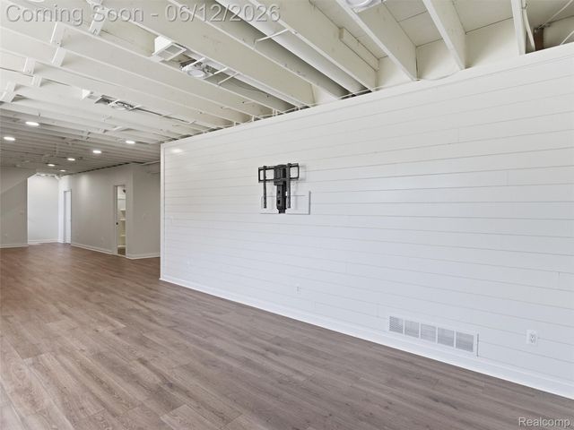 16348 Via Montella, Macomb Township, MI 48042