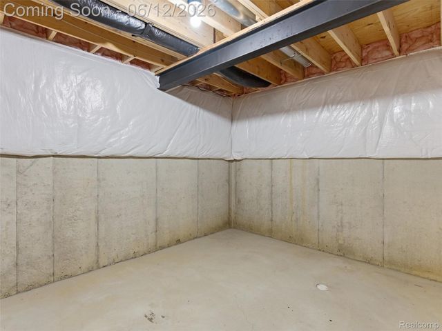 16348 Via Montella, Macomb Township, MI 48042