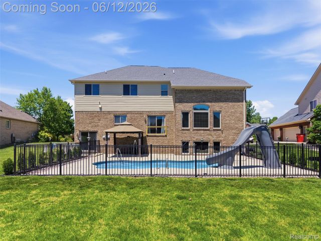 16348 Via Montella, Macomb Township, MI 48042