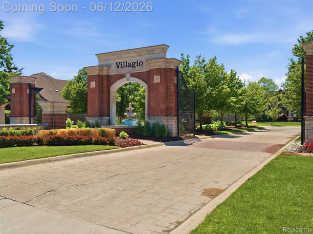 16348 Via Montella, Macomb Township, MI 48042