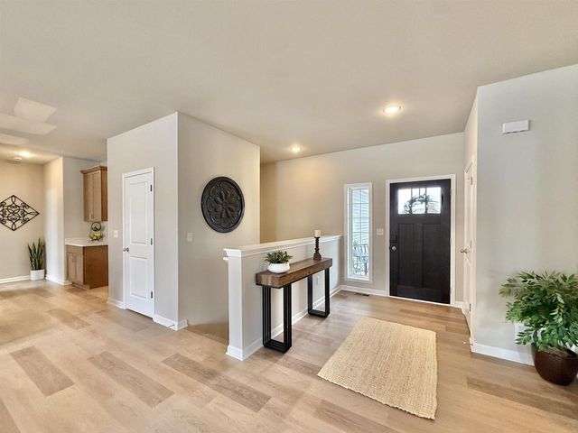 951 Journey Hills Road, Milton, WI 53563