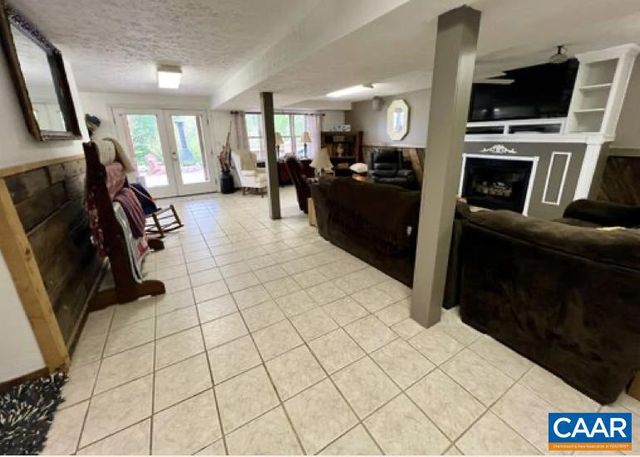 216 BURFORD FARM RD, Monroe, VA 24574