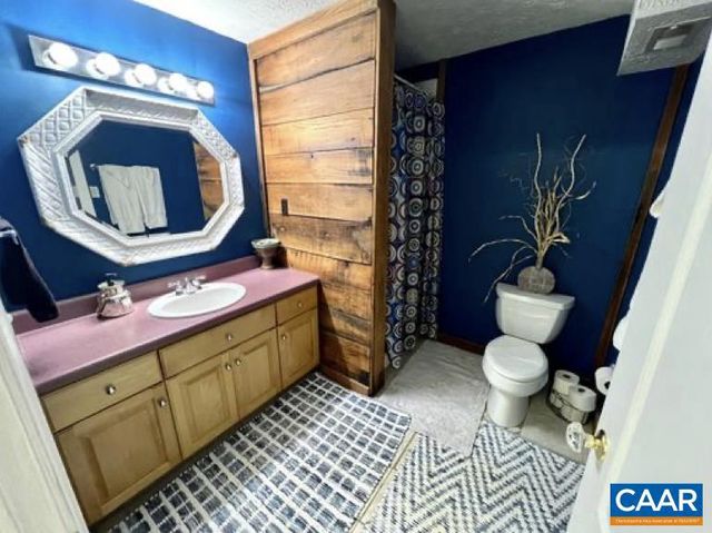 216 BURFORD FARM RD, Monroe, VA 24574