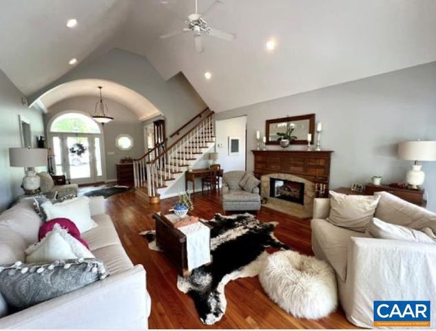 216 BURFORD FARM RD, Monroe, VA 24574