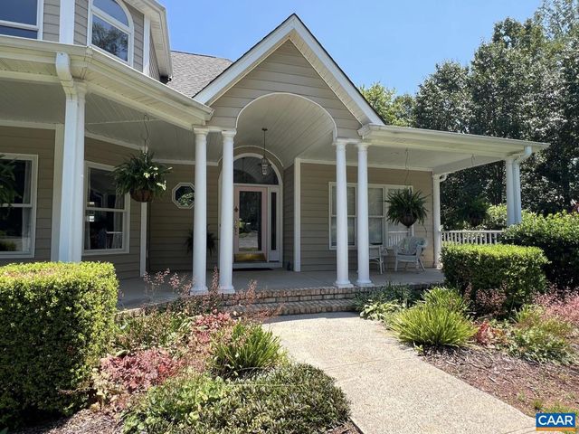 216 BURFORD FARM RD, Monroe, VA 24574