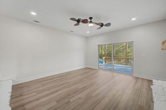 2787 Lake Silver Road, Crestview, FL 32536