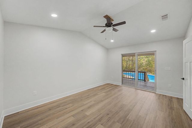 2787 Lake Silver Road, Crestview, FL 32536