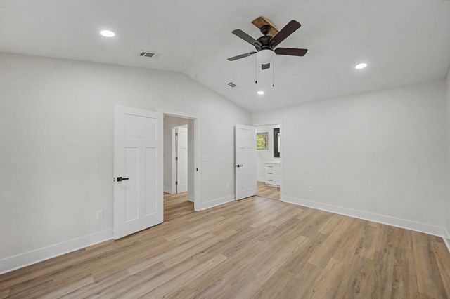 2787 Lake Silver Road, Crestview, FL 32536