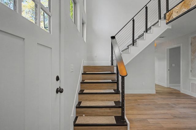 2787 Lake Silver Road, Crestview, FL 32536