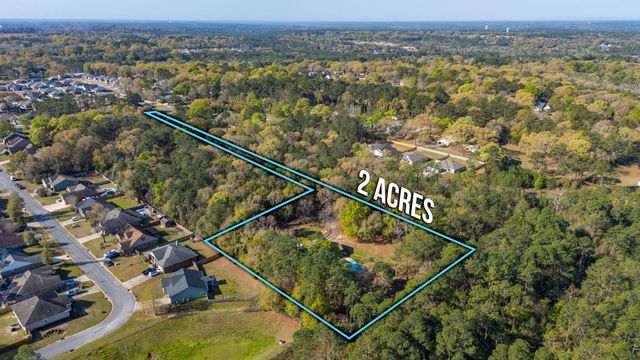 2787 Lake Silver Road, Crestview, FL 32536