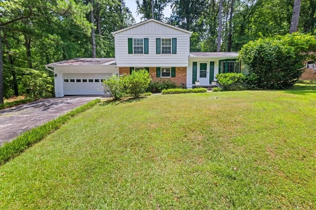 3199 Pin Oak Way, Atlanta, GA 30340