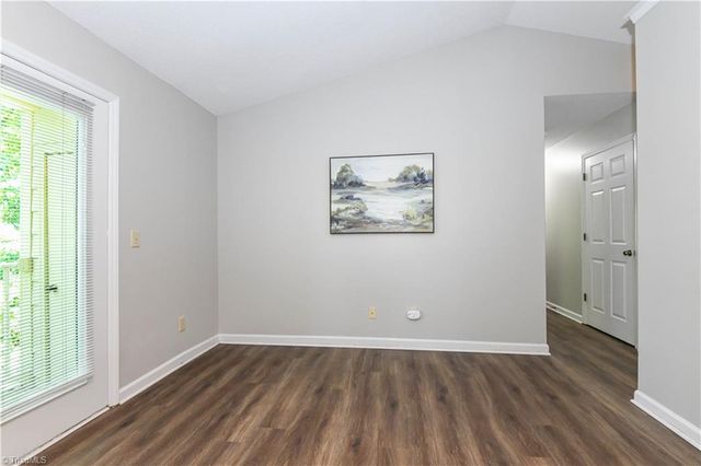 5934 W Friendly Avenue K, Greensboro, NC 27410