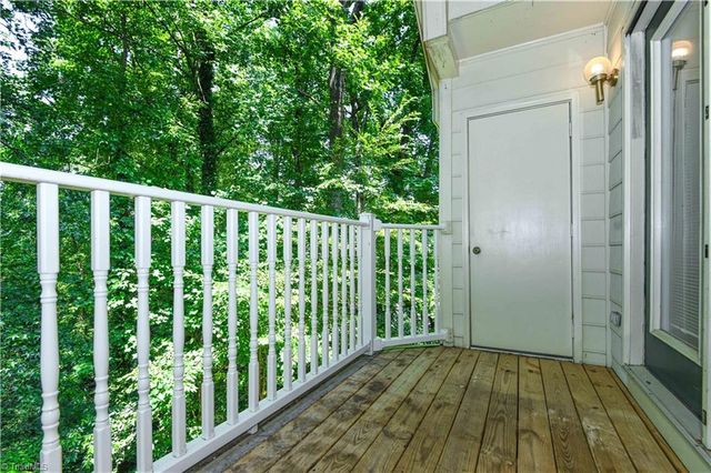 5934 W Friendly Avenue K, Greensboro, NC 27410