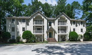 5934 W Friendly Avenue K, Greensboro, NC 27410