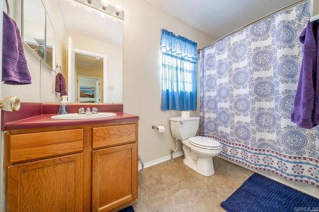 104 Quaker Lane, Royal, AR 71968