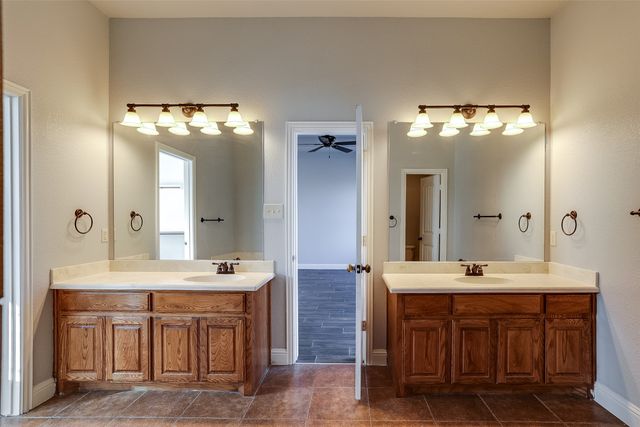 5200 Old Buena Vista Road, Waxahachie, TX 75167