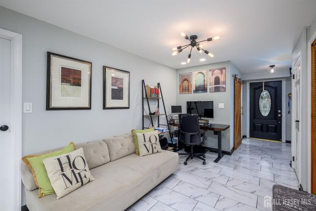 26 Desser Place, Metuchen, NJ 08840