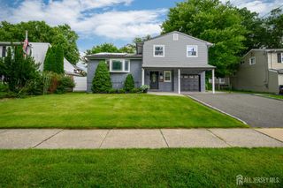 26 Desser Place, Metuchen, NJ 08840