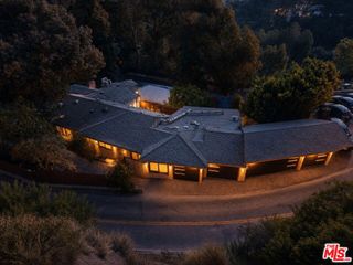 2451 Nichols Canyon Road, Los Angeles, CA 90046