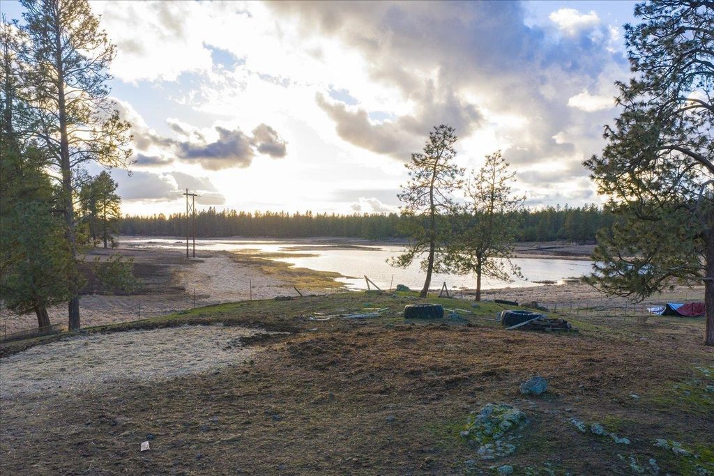 1403 W Jennings Rd, Spangle, WA 99207 photo 13