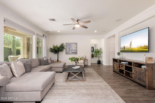 4441 S GARDENIA Drive, Chandler, AZ 85248