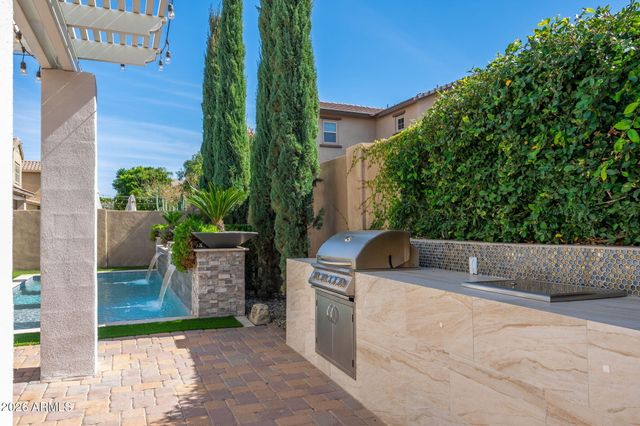 4441 S GARDENIA Drive, Chandler, AZ 85248