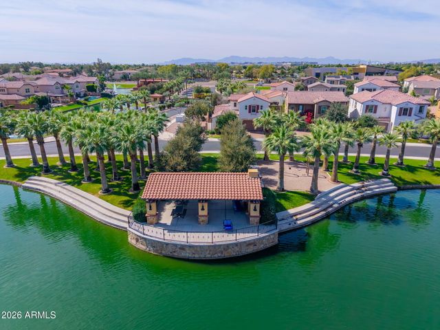 4441 S GARDENIA Drive, Chandler, AZ 85248