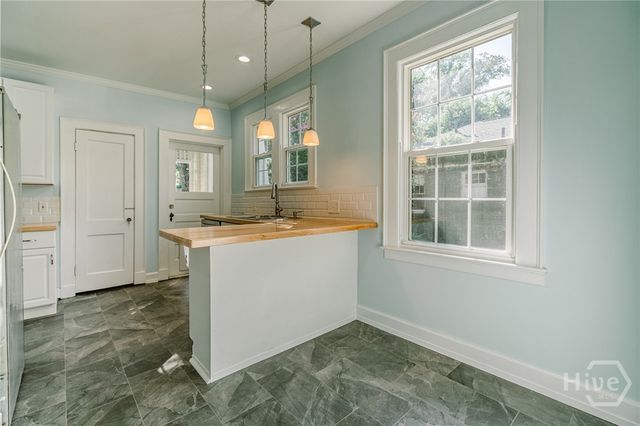 625 E 51st Street, Savannah, GA 31405