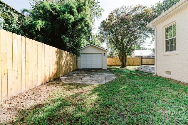 625 E 51st Street, Savannah, GA 31405