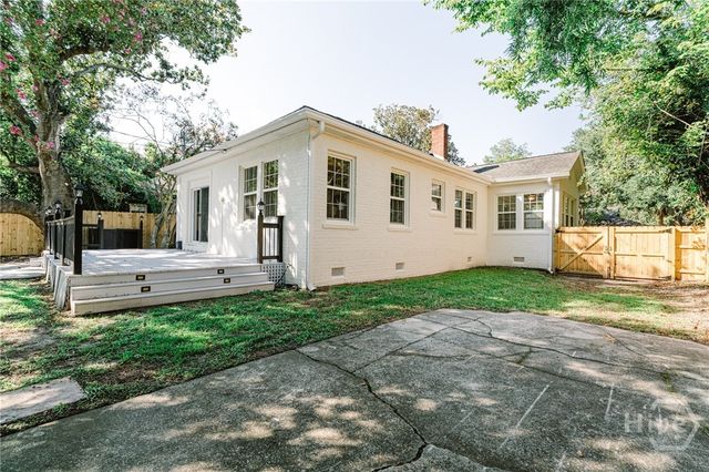 625 E 51st Street, Savannah, GA 31405